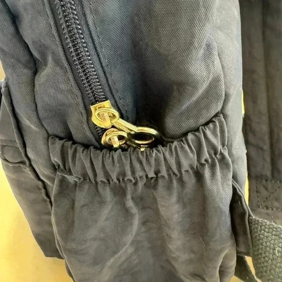 Aotian back back adjustable padded straps zip compartments back & front - Picture 8 of 12